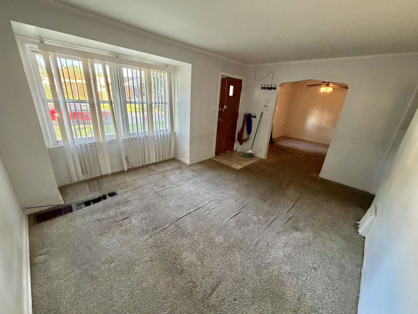 12800 S Parnell Avenue Property Photo 4