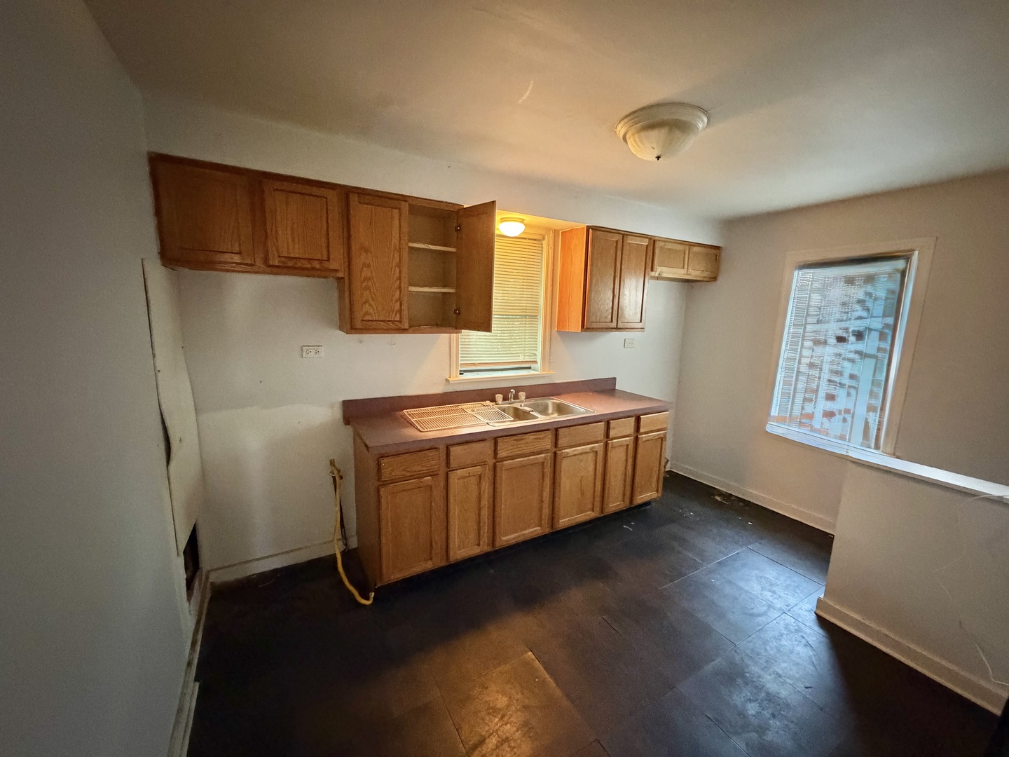12800 S Parnell Avenue Property Photo 10