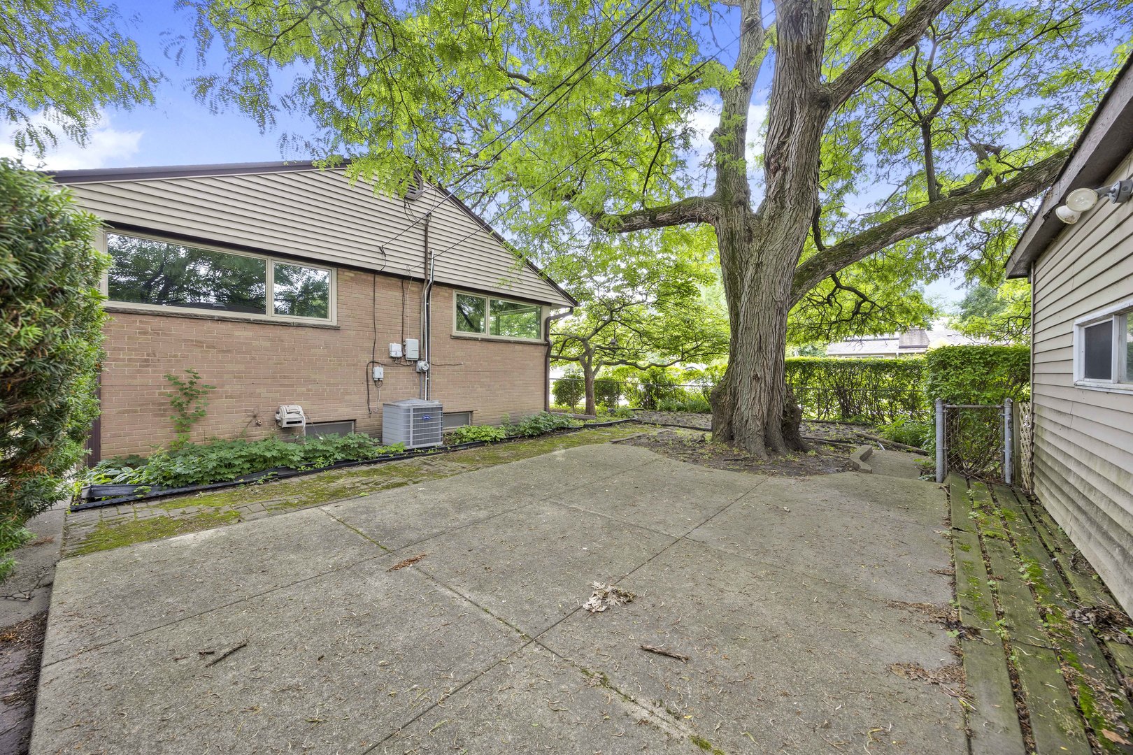 18516 Riegel Road Property Photo 16