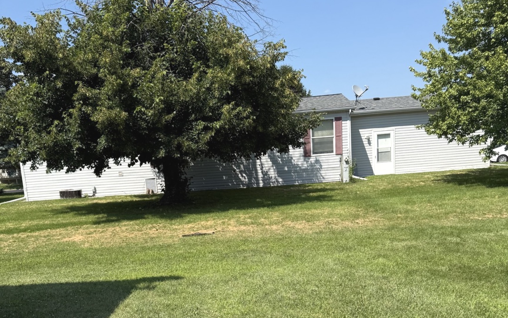 459 Meadowlark Circle Property Photo 2