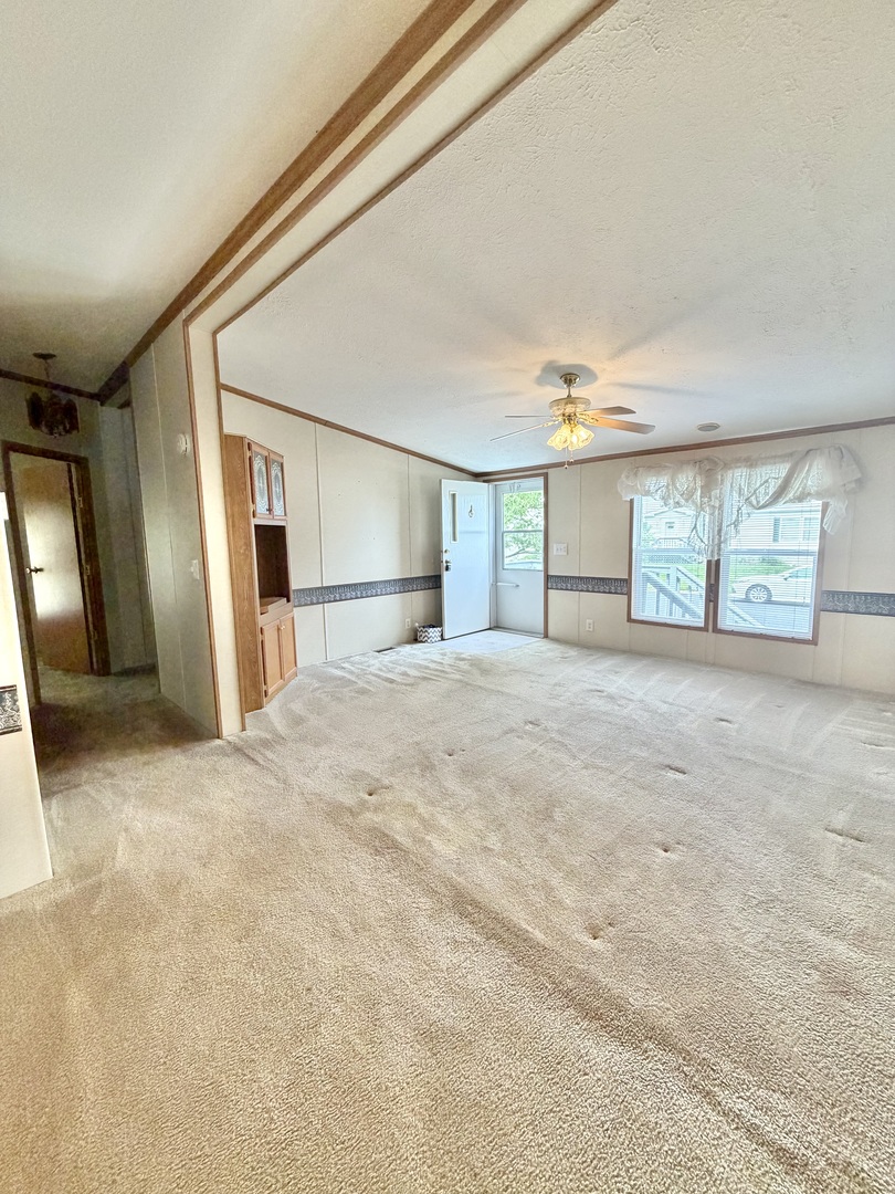 459 Meadowlark Circle Property Photo 4