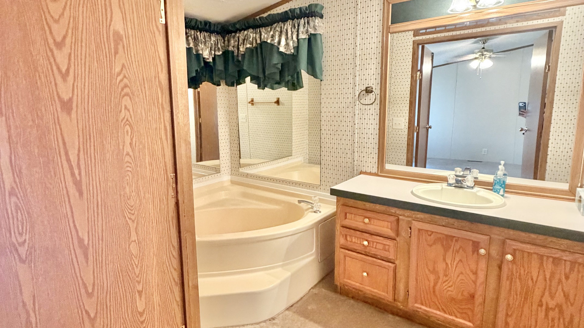 459 Meadowlark Circle Property Photo 11