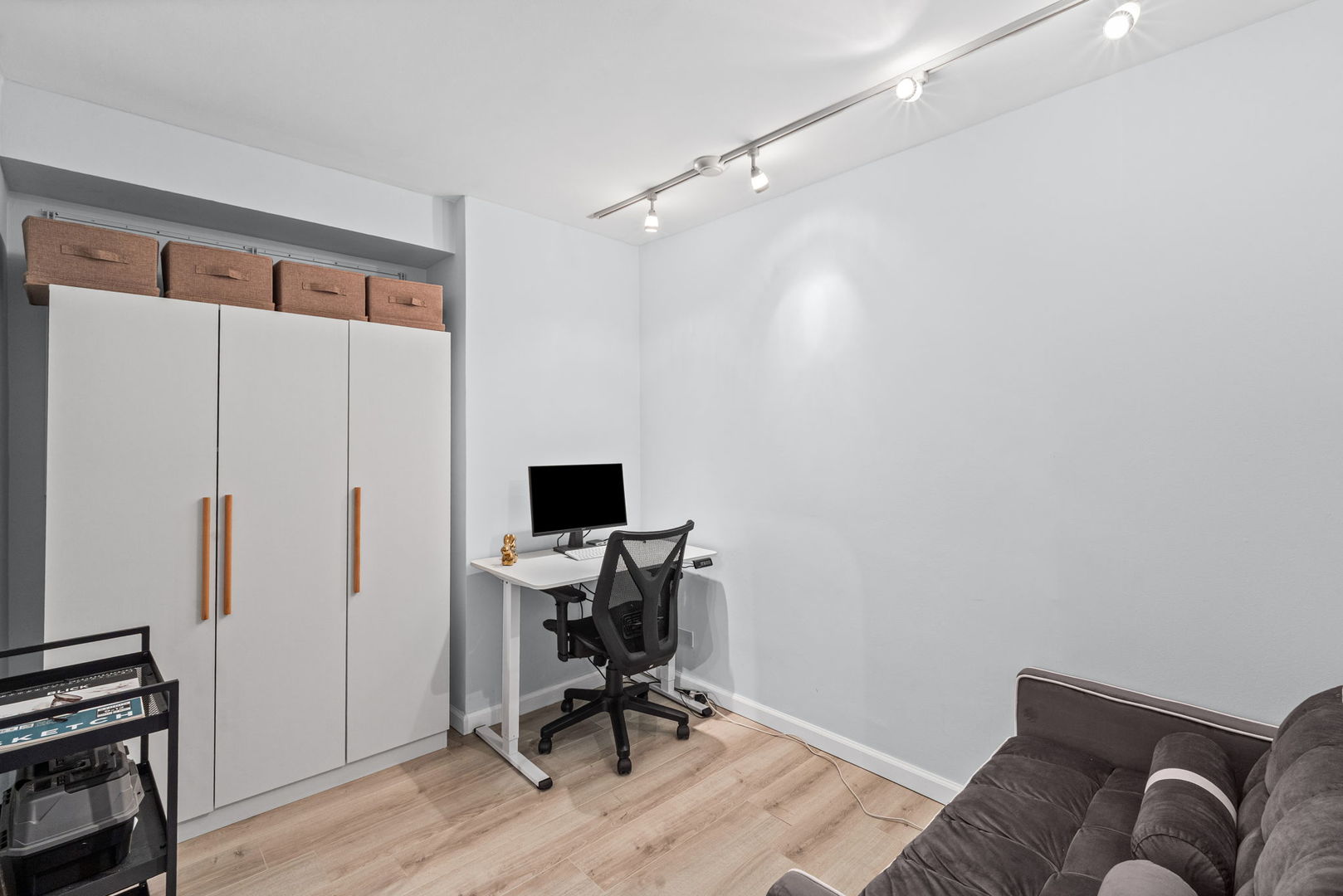 3100 N Lake Shore Drive 604 Property Photo 12