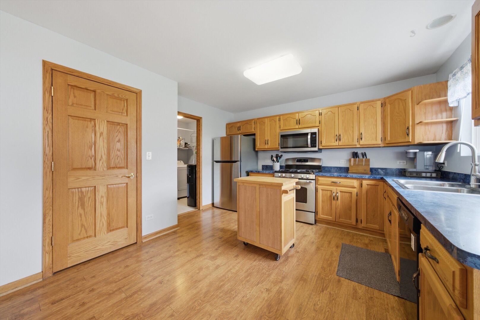 25752 S Taft Street Property Photo 5