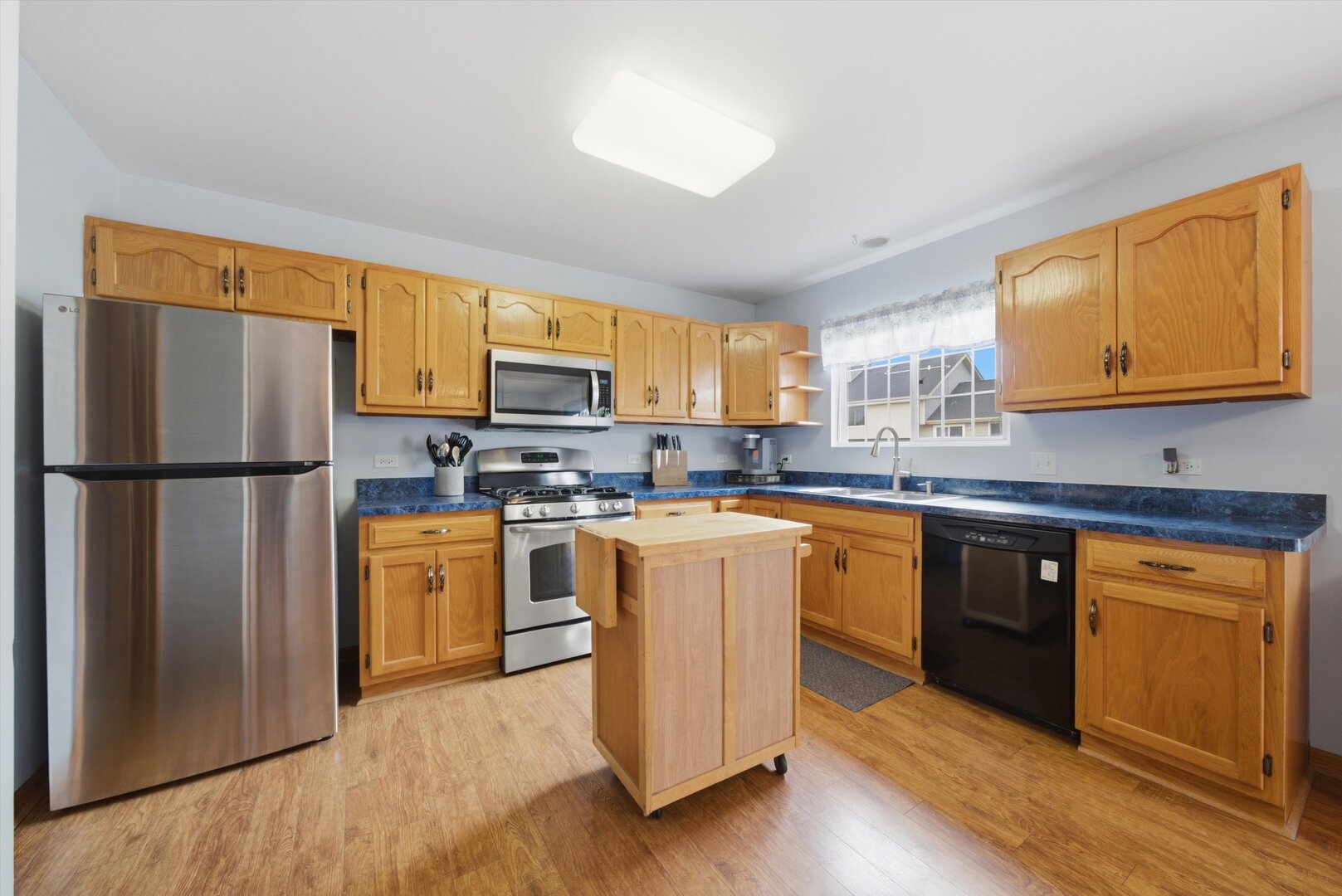 25752 S Taft Street Property Photo 6