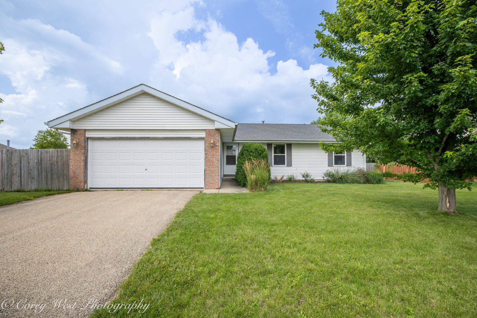 429 Hickory Drive Property Photo 1