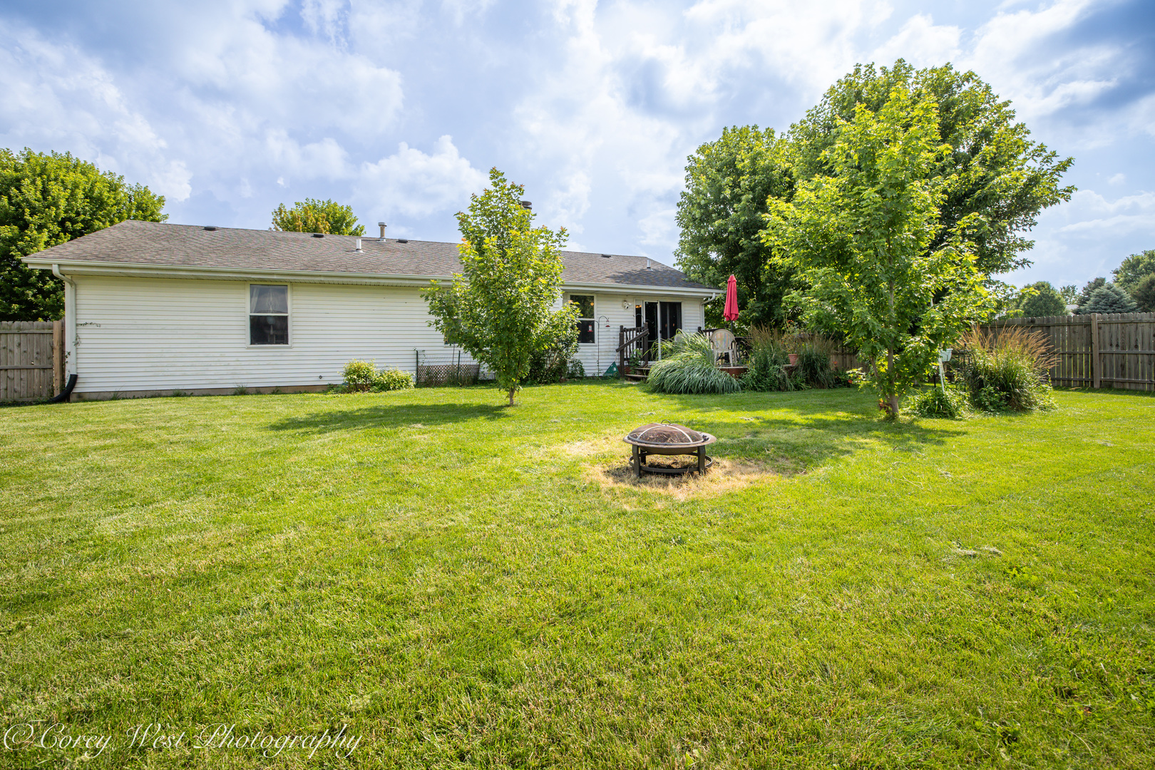 429 Hickory Drive Property Photo 28
