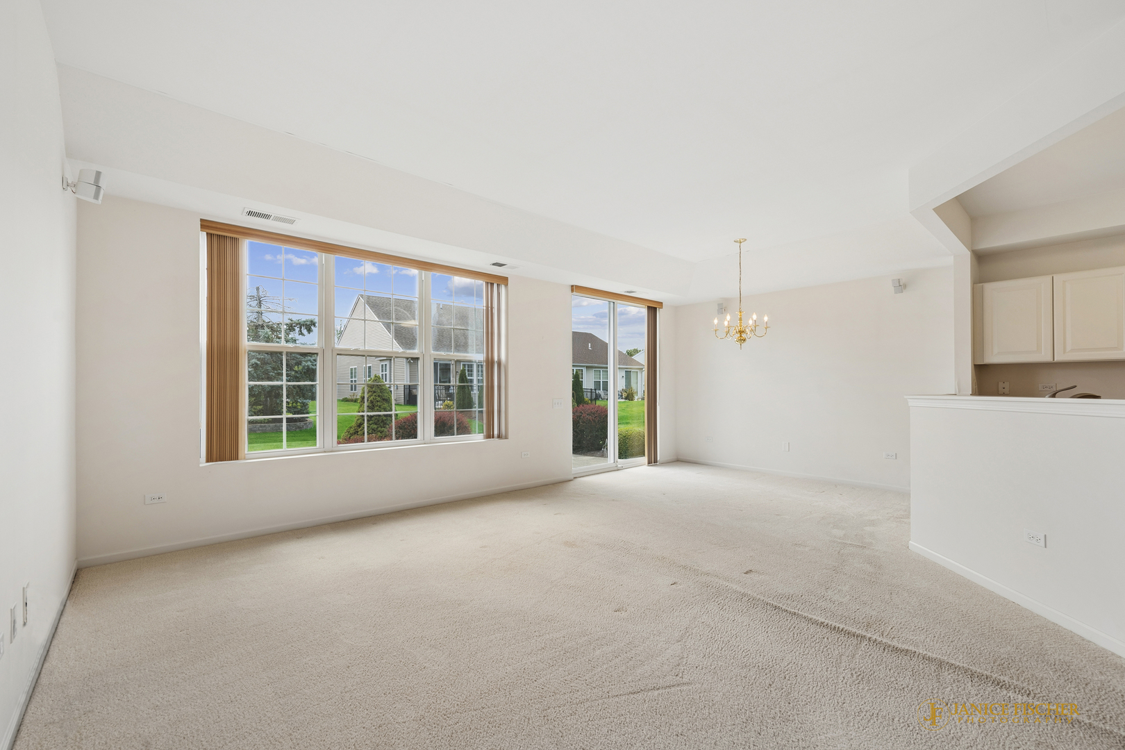 13535 Nealy Rd Street Property Photo 5