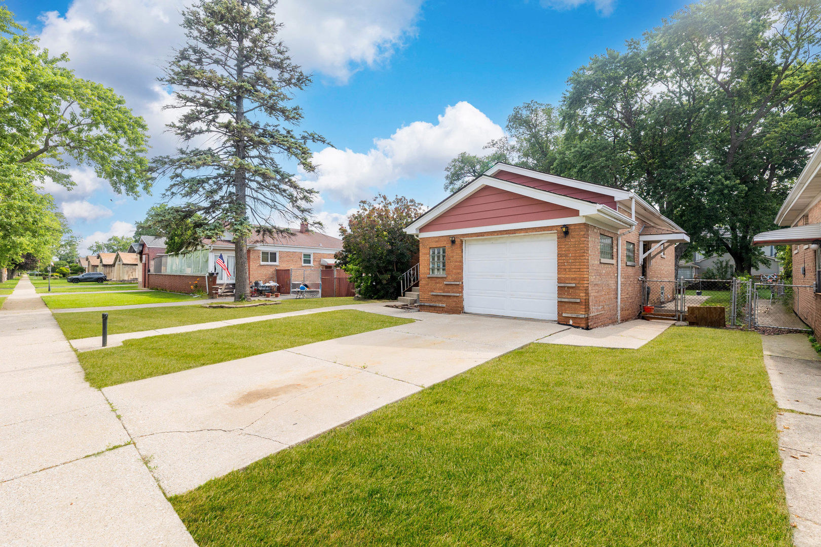 8841 Tulley Avenue Property Photo 3