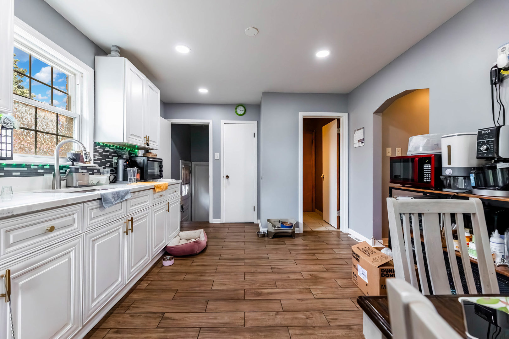 8841 Tulley Avenue Property Photo 8