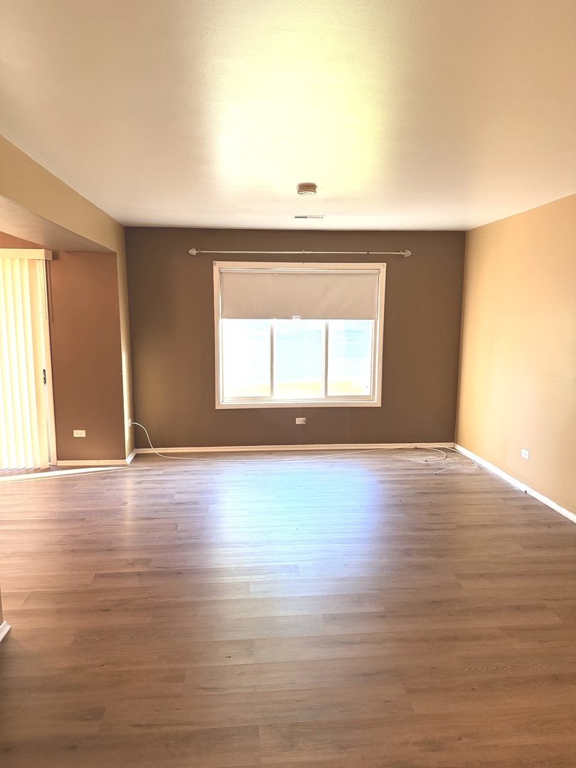 820 Sandra Drive 2c Property Photo 3