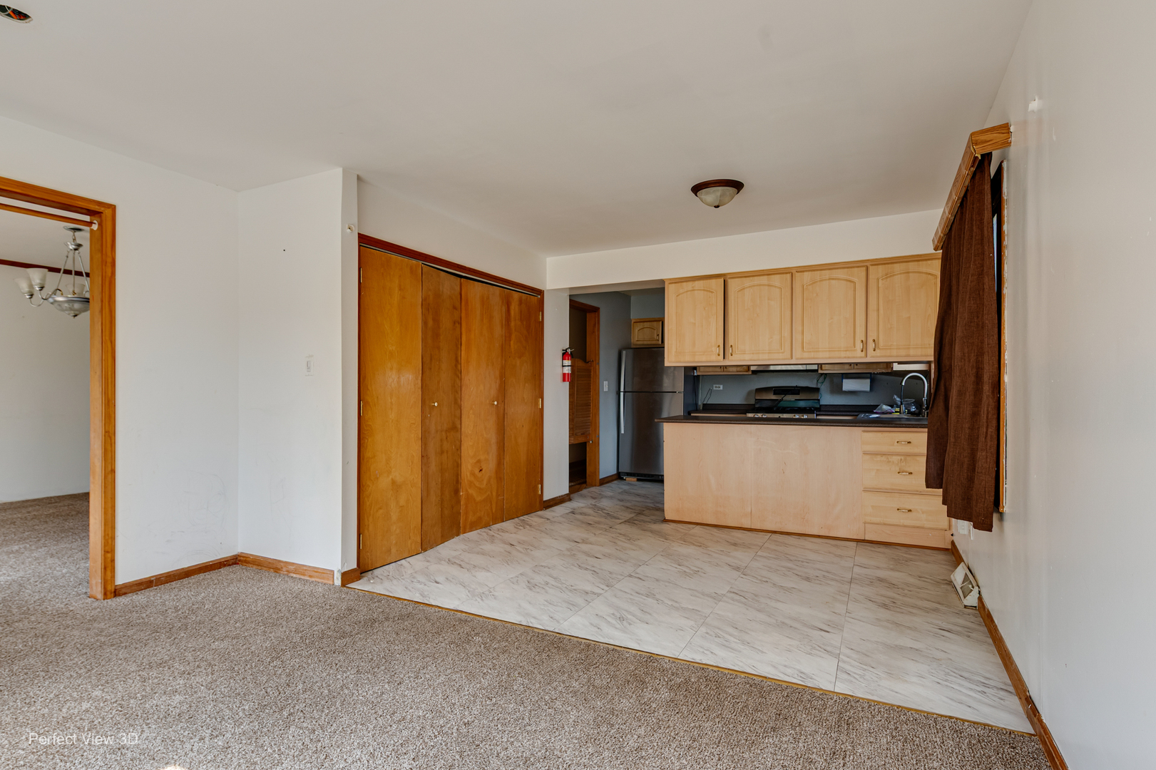 1605 S Main Street Property Photo 6