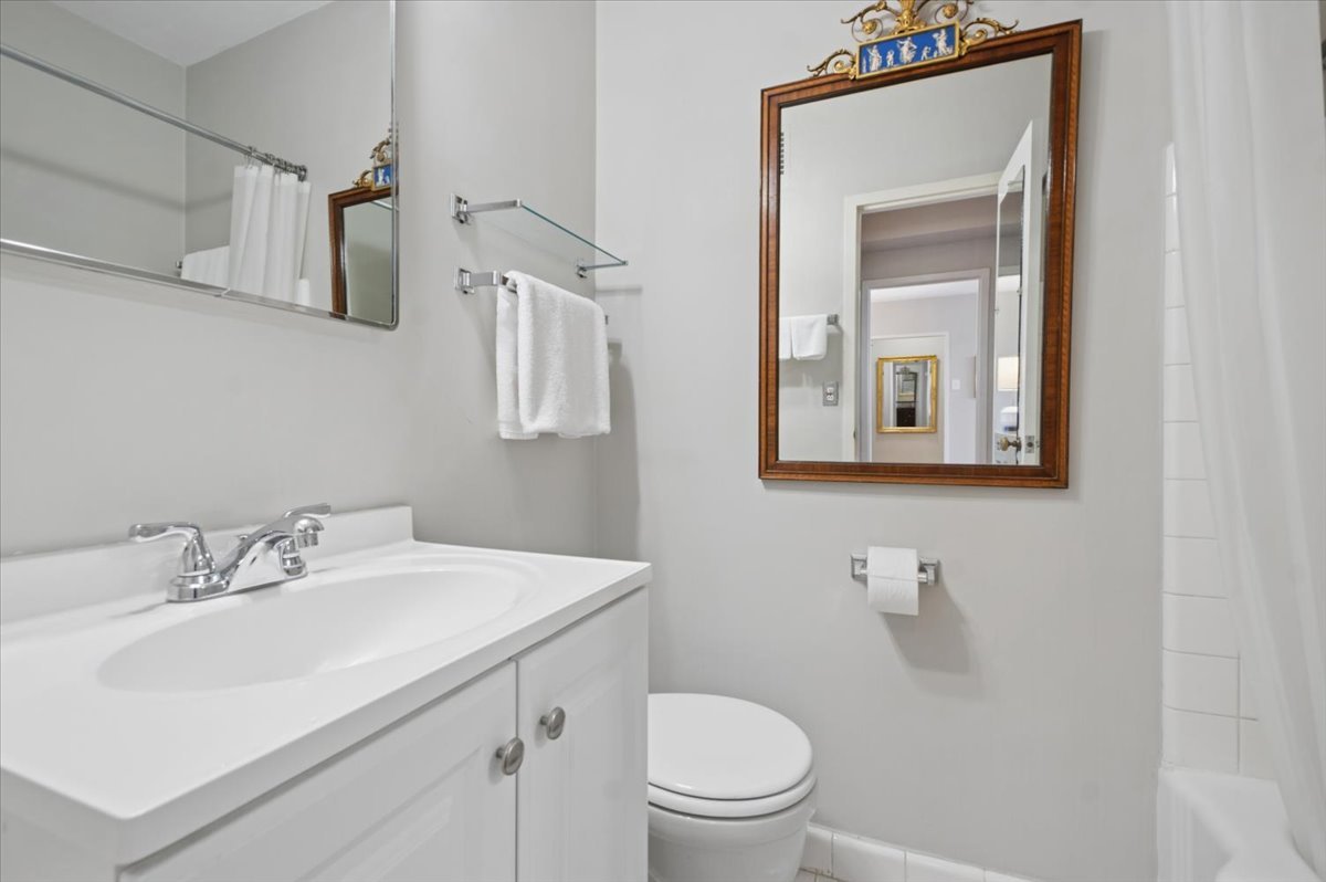 1585 Ridge Avenue 309 Property Photo 15