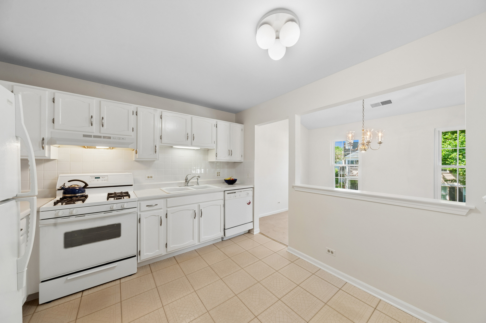 513 Kingsmill Lane C Property Photo 8
