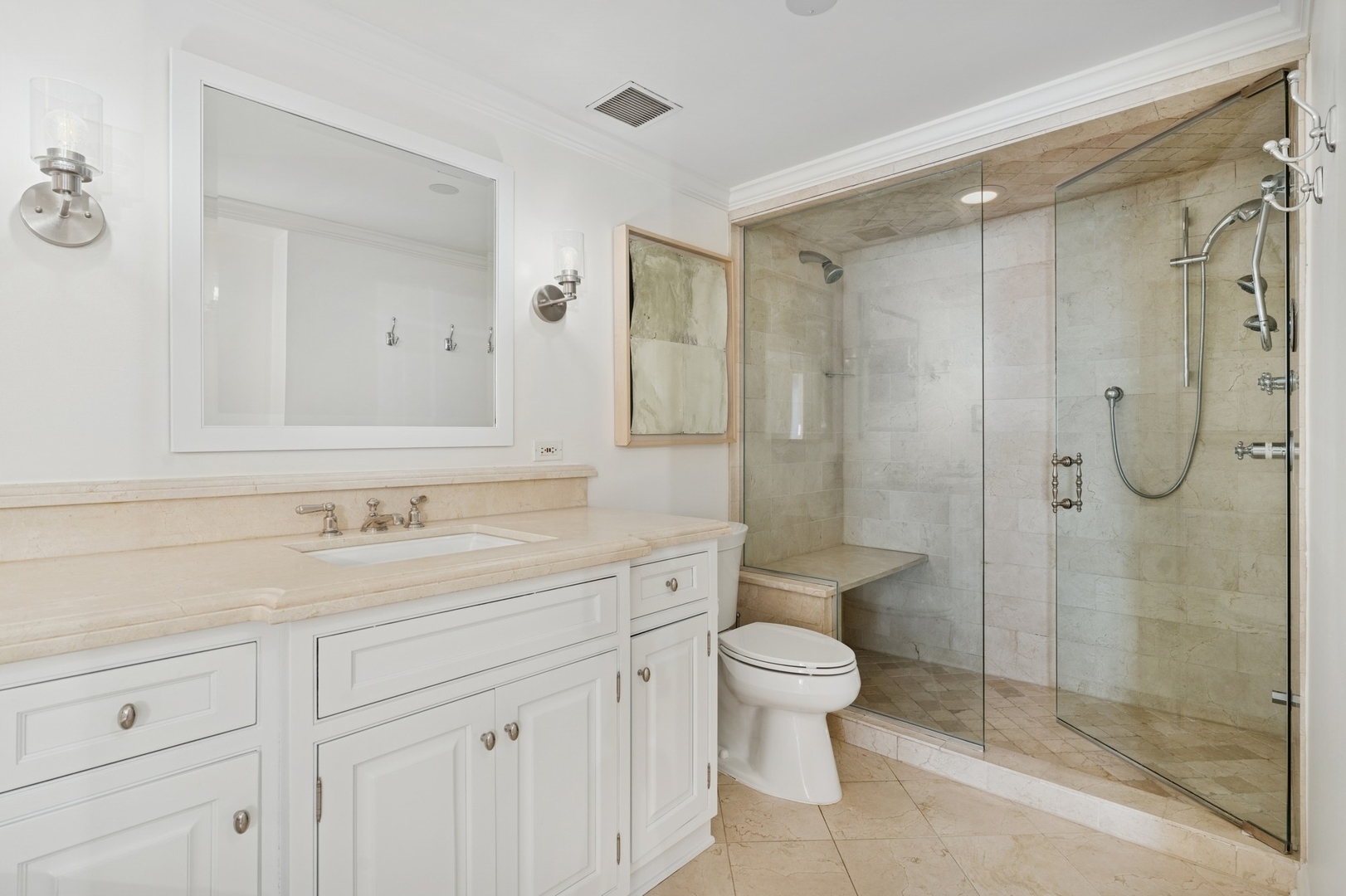 161 E Chicago Avenue 38a Property Photo 32