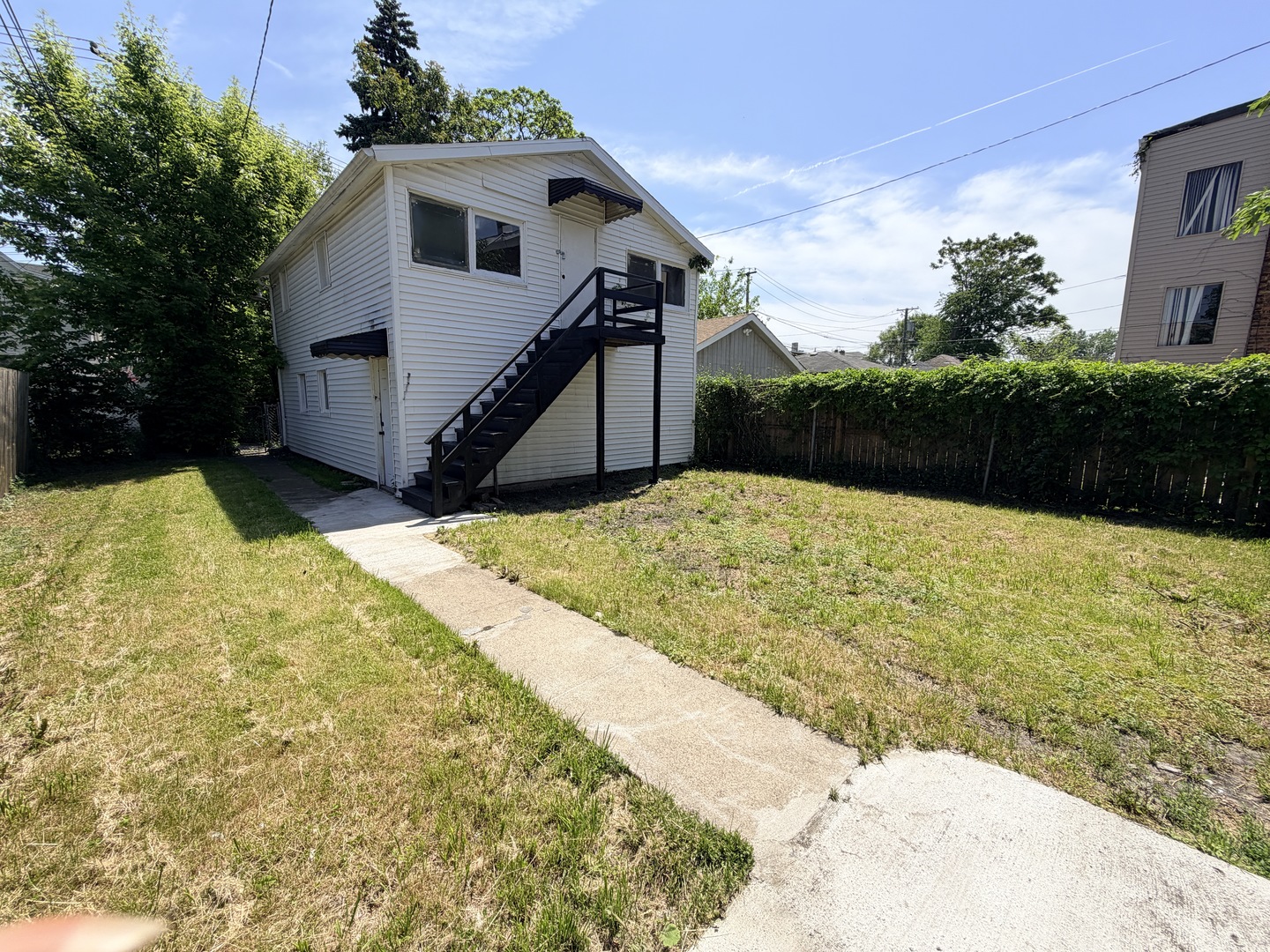 11415 S Prairie Avenue Property Photo 16