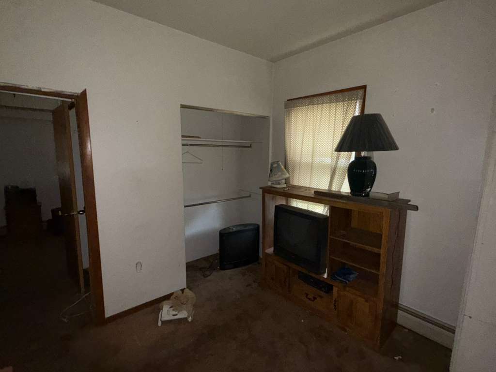 2627 S 60th Court Property Photo 10