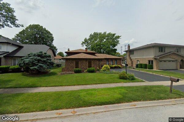 18400 Carriage Lane Property Photo 1