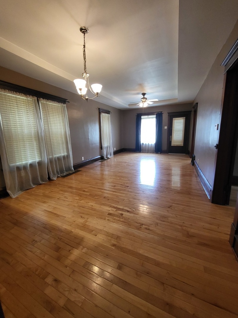 107 E 1st Street Property Photo 3