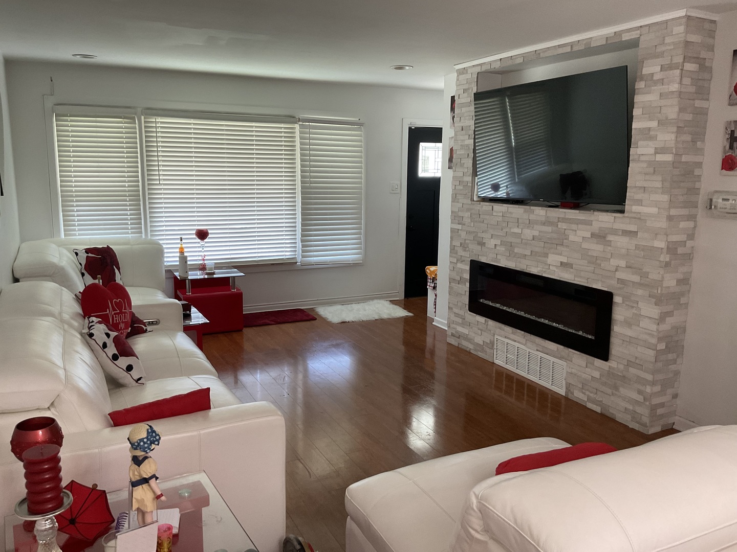 15943 Vine Avenue Property Photo 18