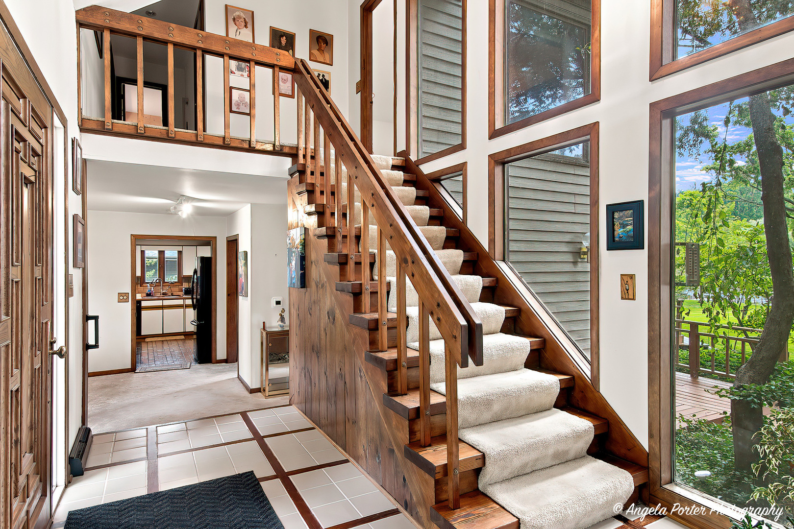 213 River Drive Property Photo 8