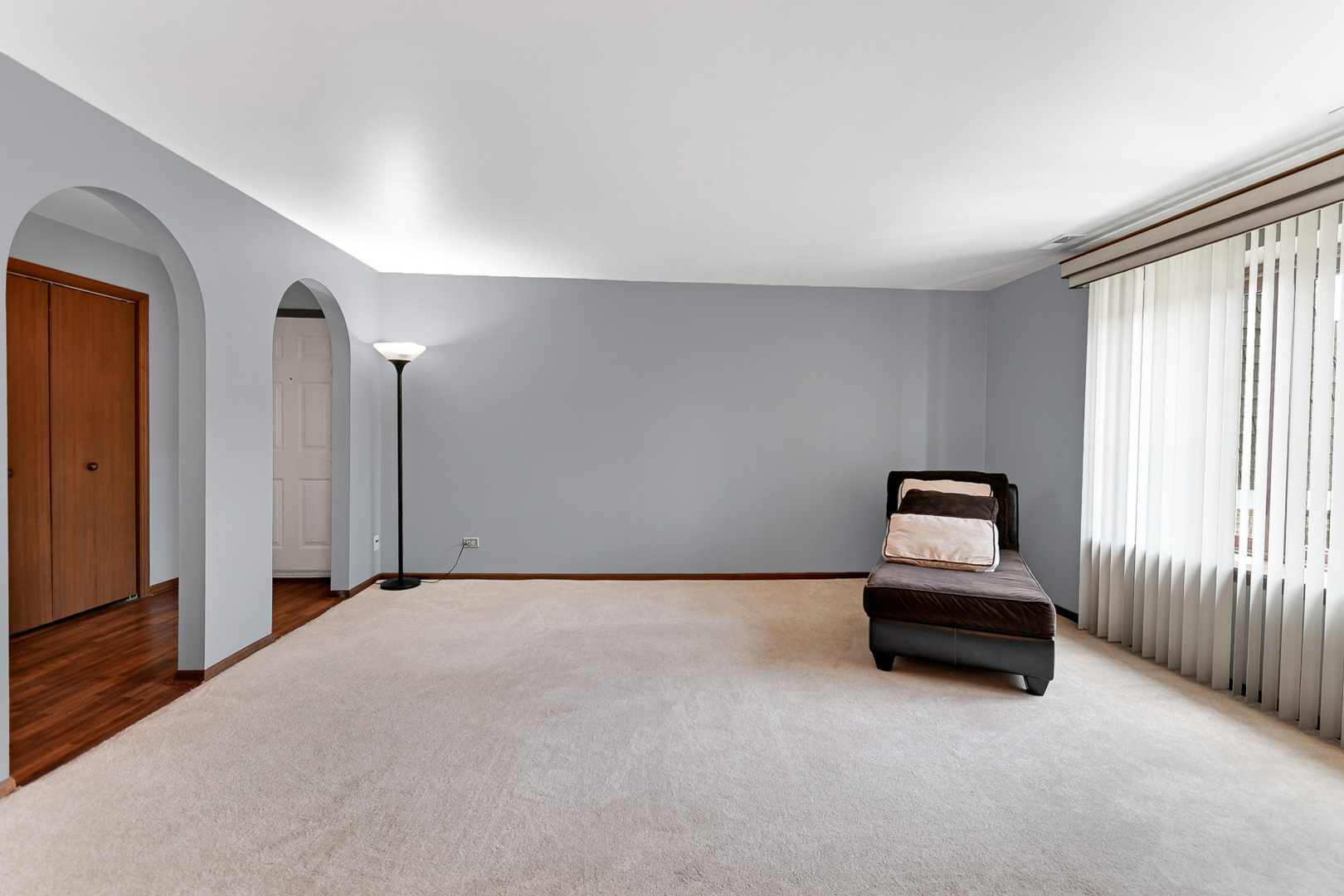 4011 W 97th Street 2n Property Photo 3