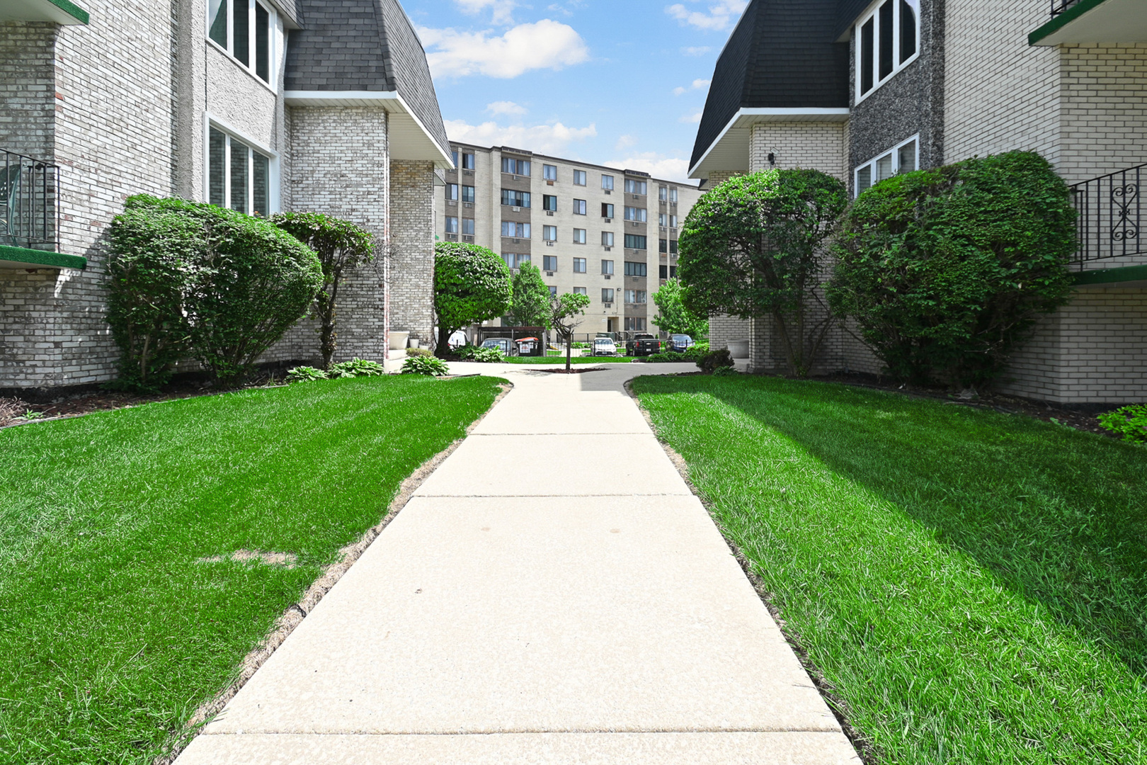 4011 W 97th Street 2n Property Photo 25