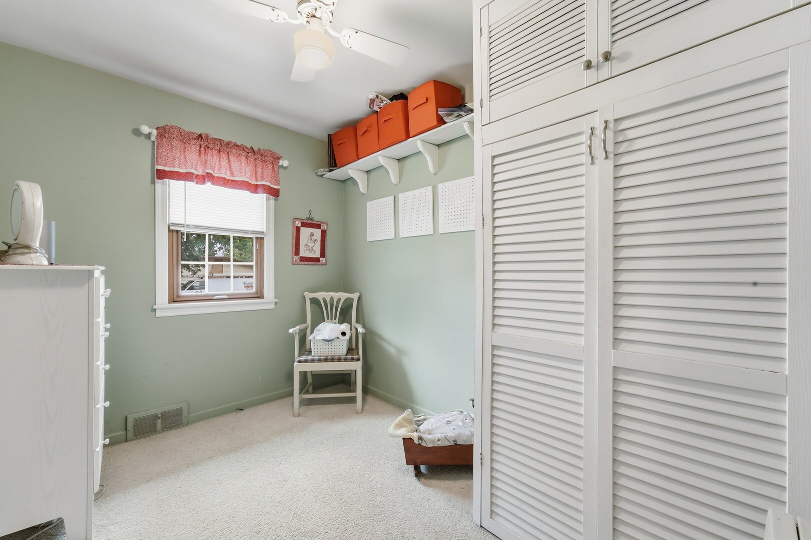 12640 S Tripp Avenue Property Photo 32