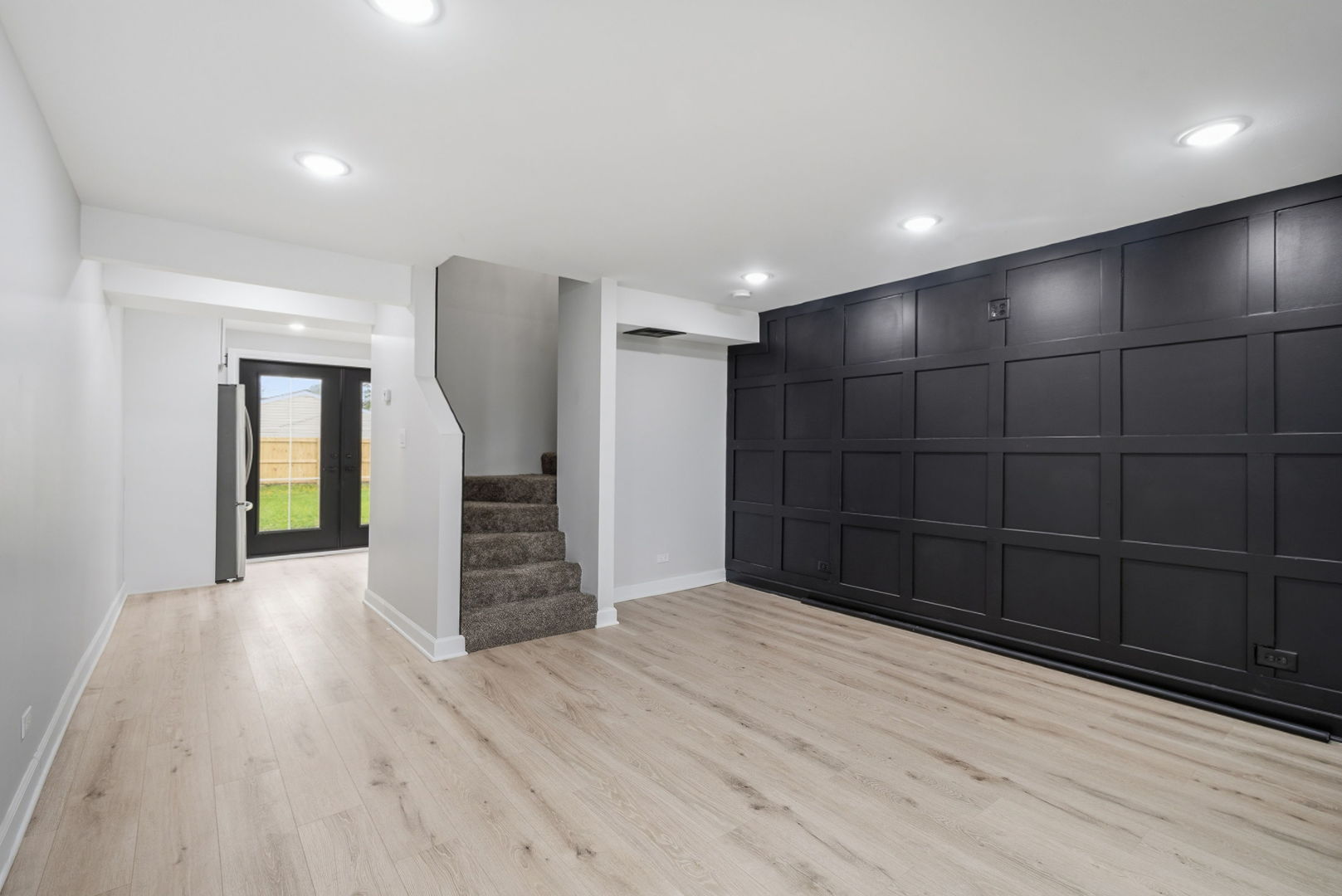 15418 Minerva Avenue Property Photo 6