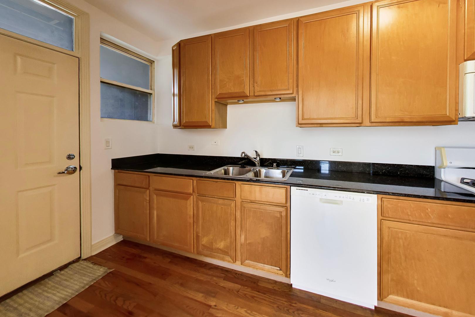 5115 N Kenmore Avenue 3s Property Photo 10