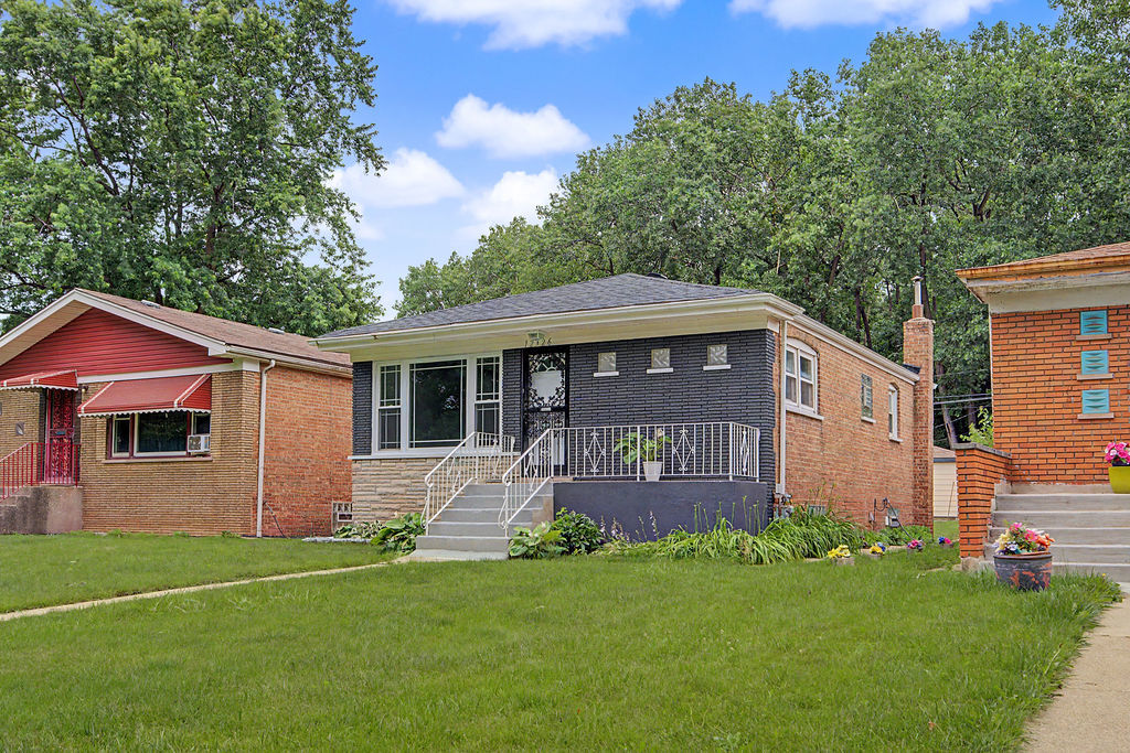 12690482 Property Photo 3