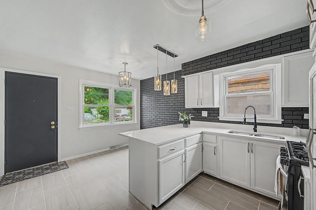 12690482 Property Photo 9