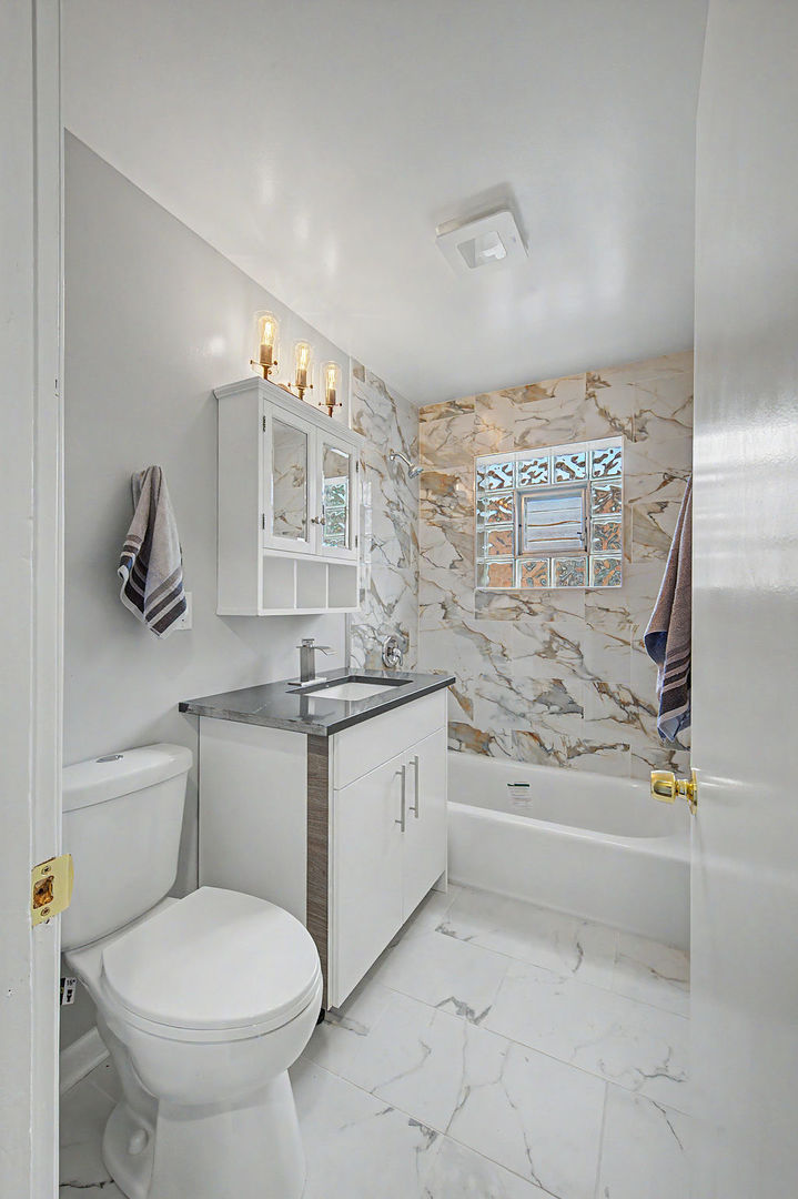 12690482 Property Photo 10