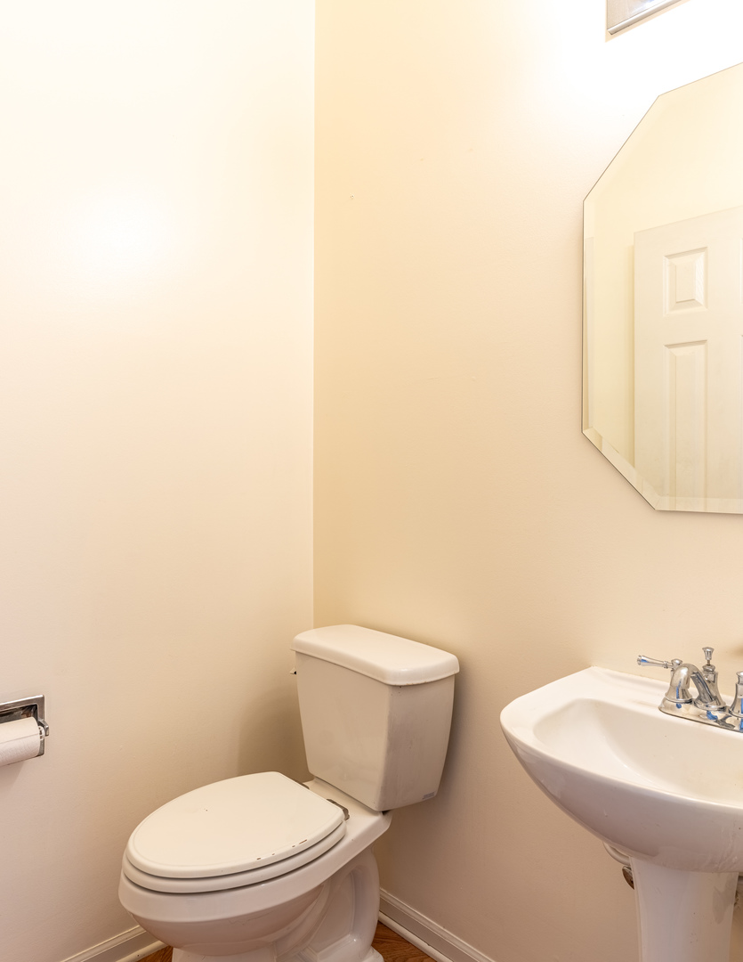 1944 Woodhaven Drive Property Photo 9