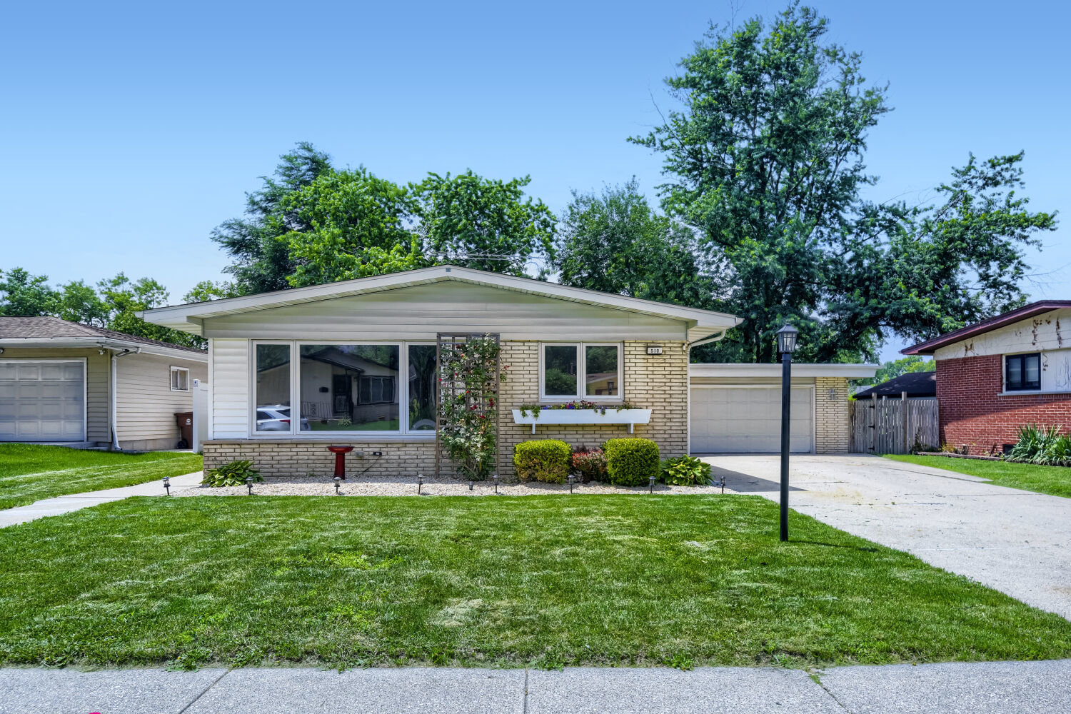 510 N Park Drive Property Photo 1