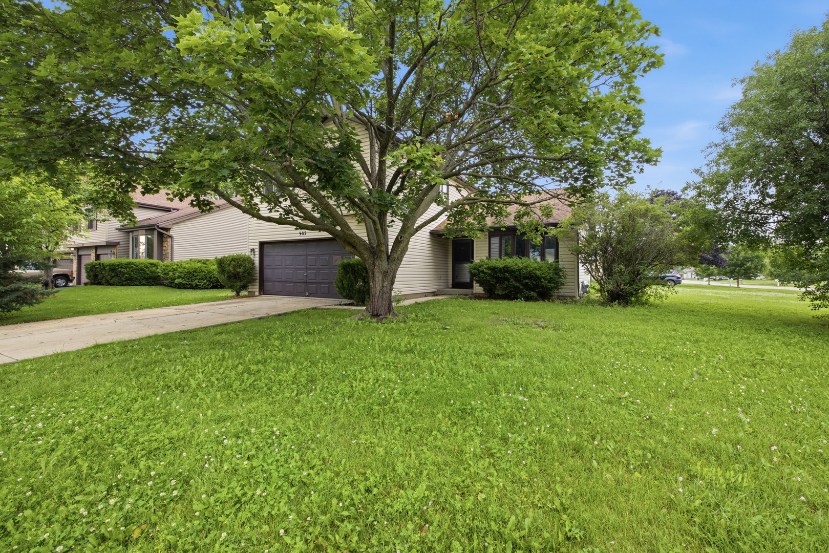 983 Valleyview Drive Property Photo 4