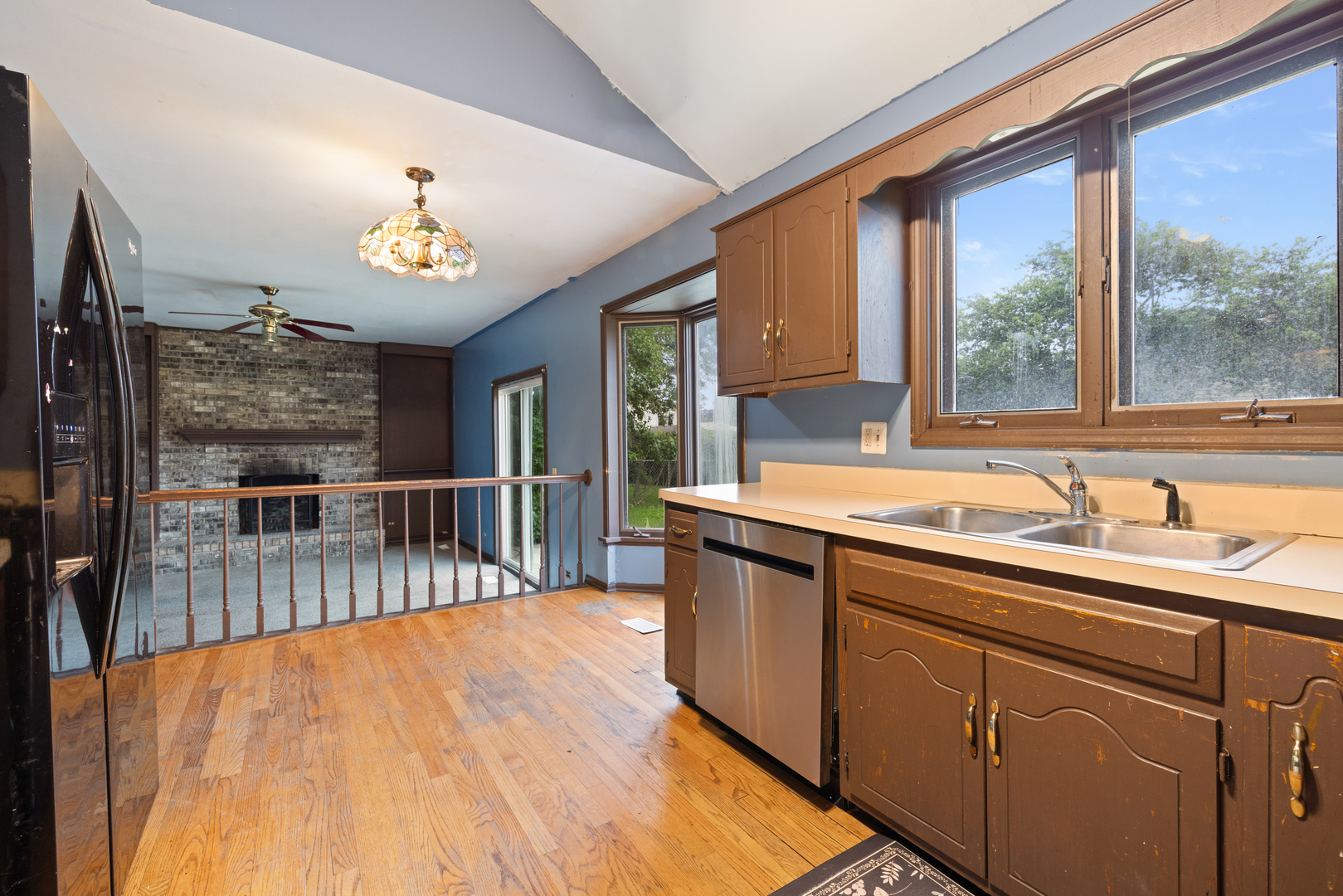 983 Valleyview Drive Property Photo 11