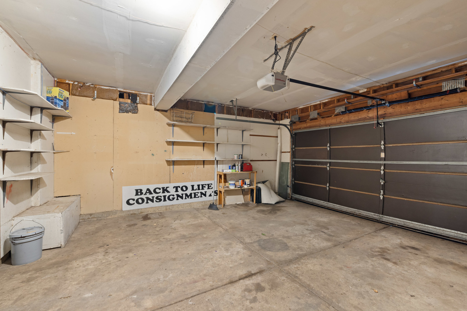 983 Valleyview Drive Property Photo 28