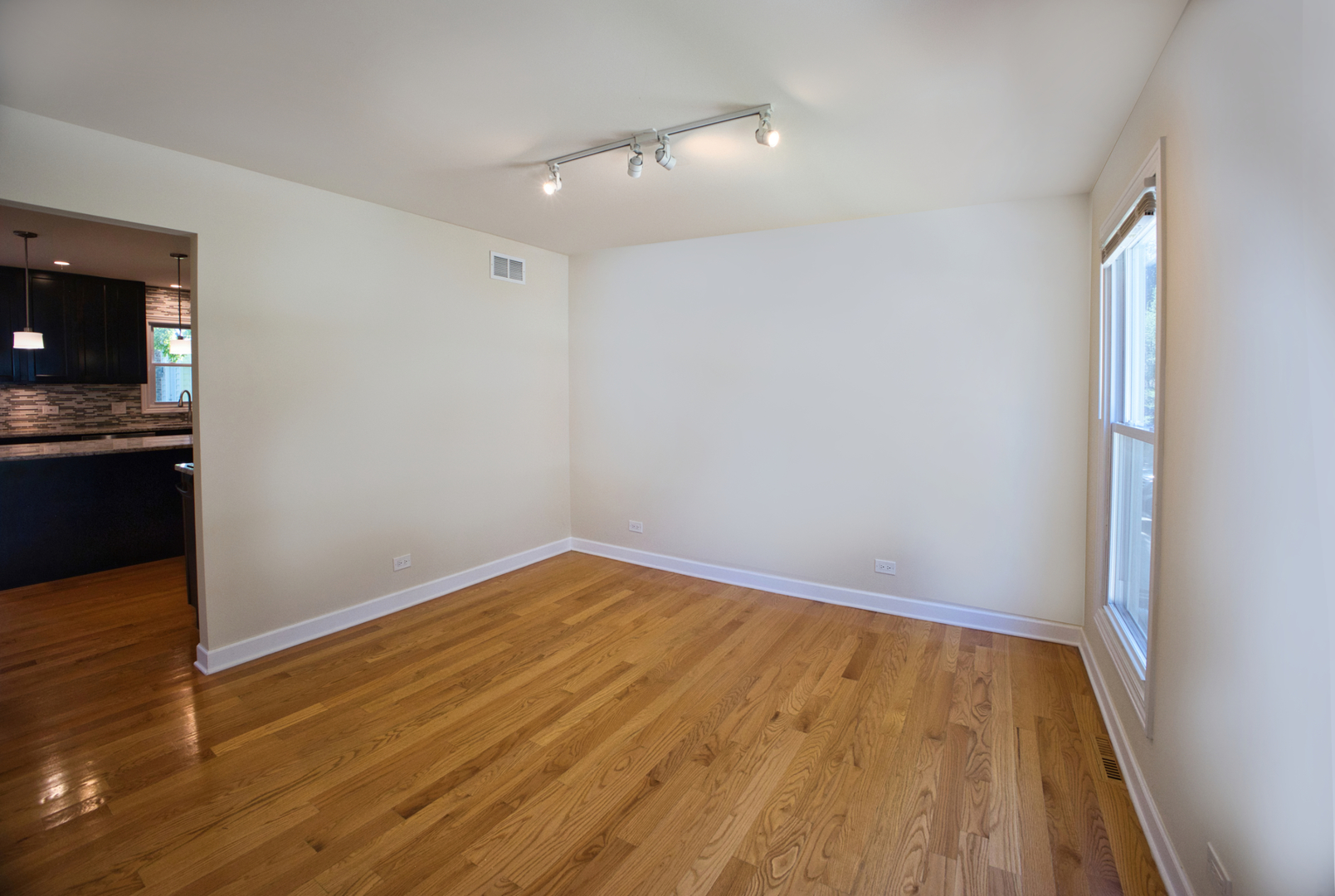 2711 Valley Forge Road Property Photo 8