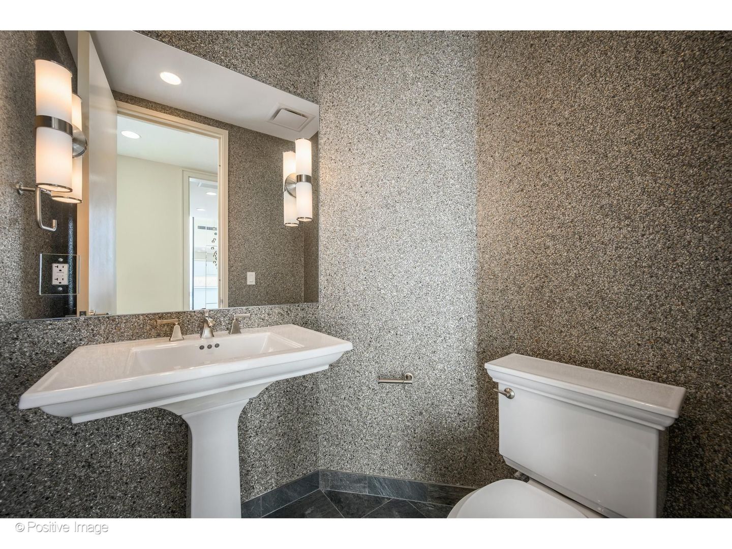 401 N Wabash Avenue 86d Property Photo 12