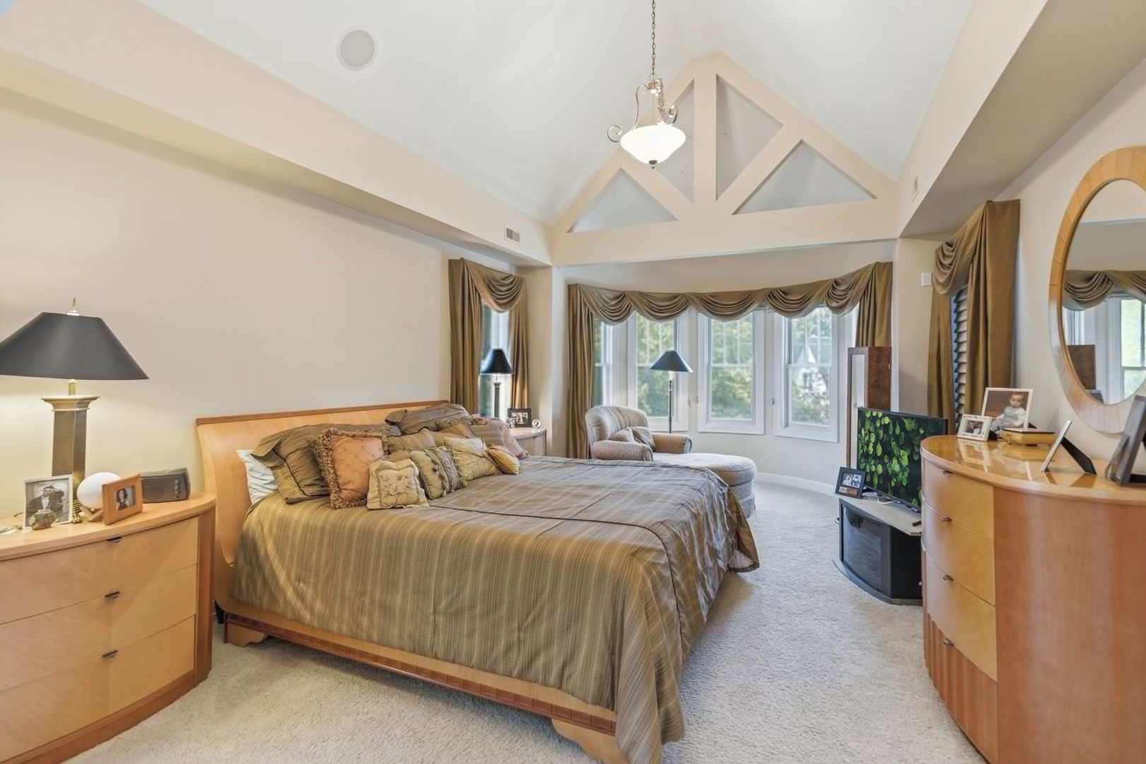 241 Walden Drive Property Photo 14