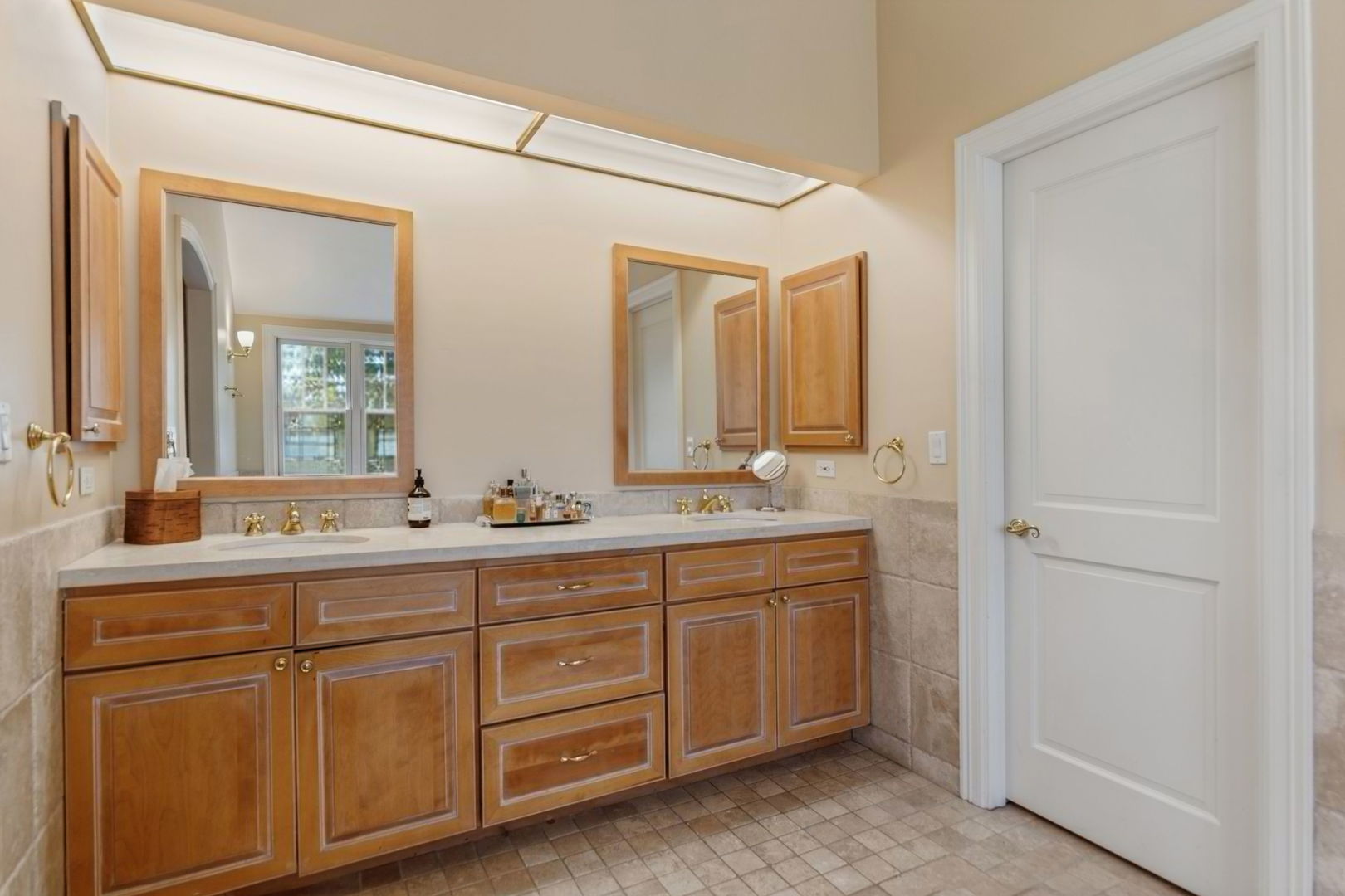 241 Walden Drive Property Photo 16