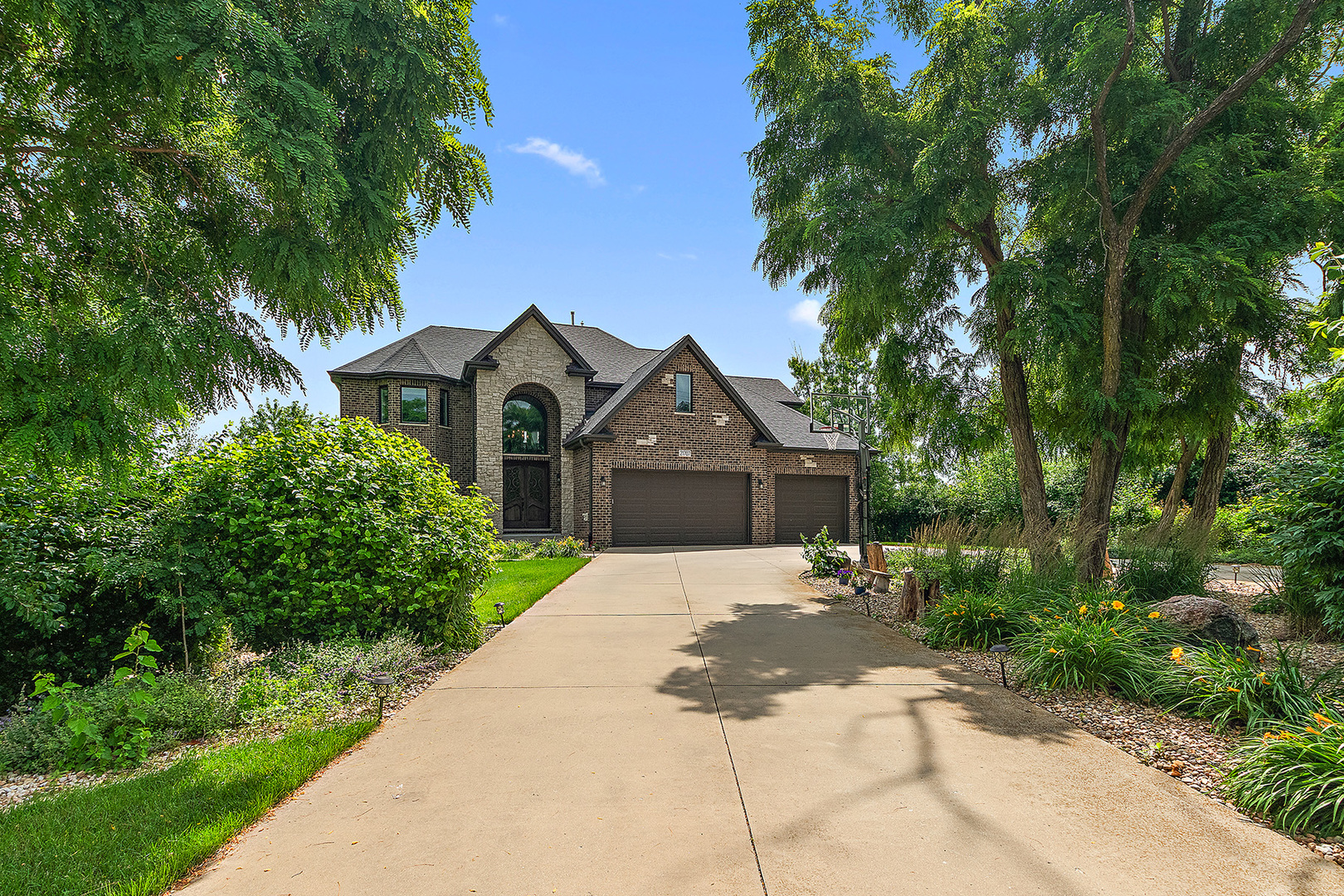 21707 Owens Road Property Photo 1