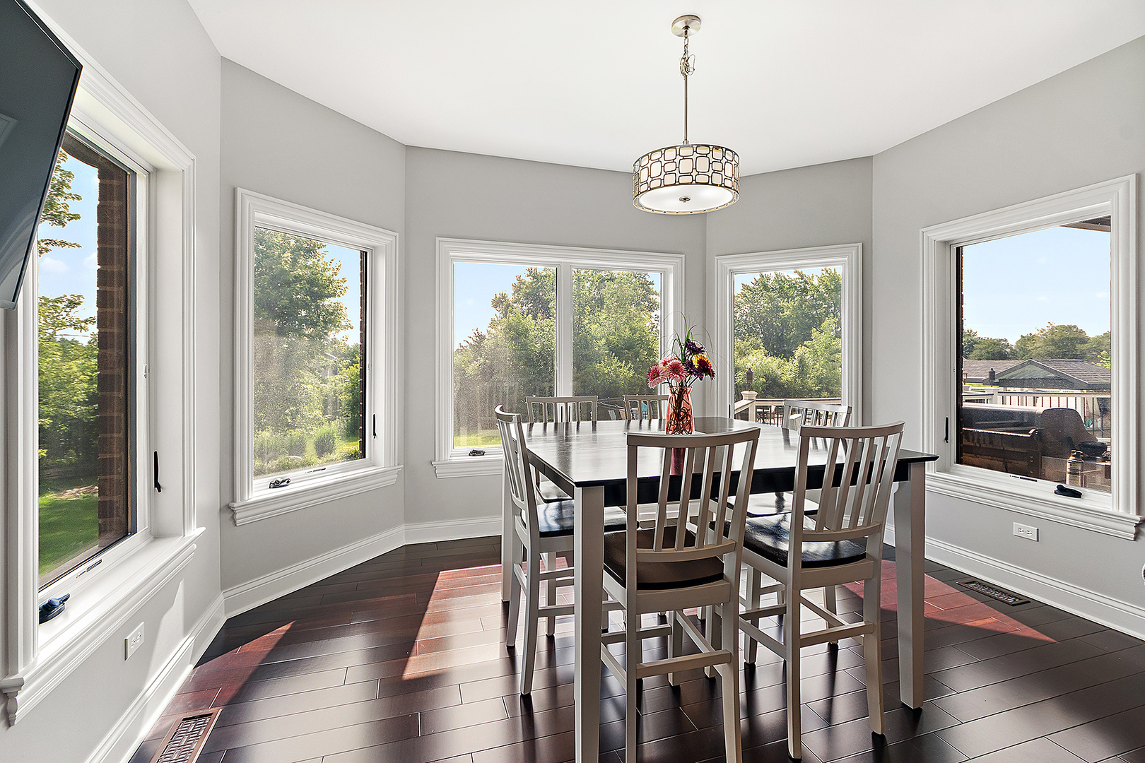 21707 Owens Road Property Photo 16