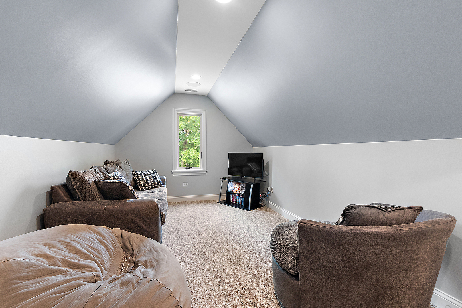 21707 Owens Road Property Photo 39