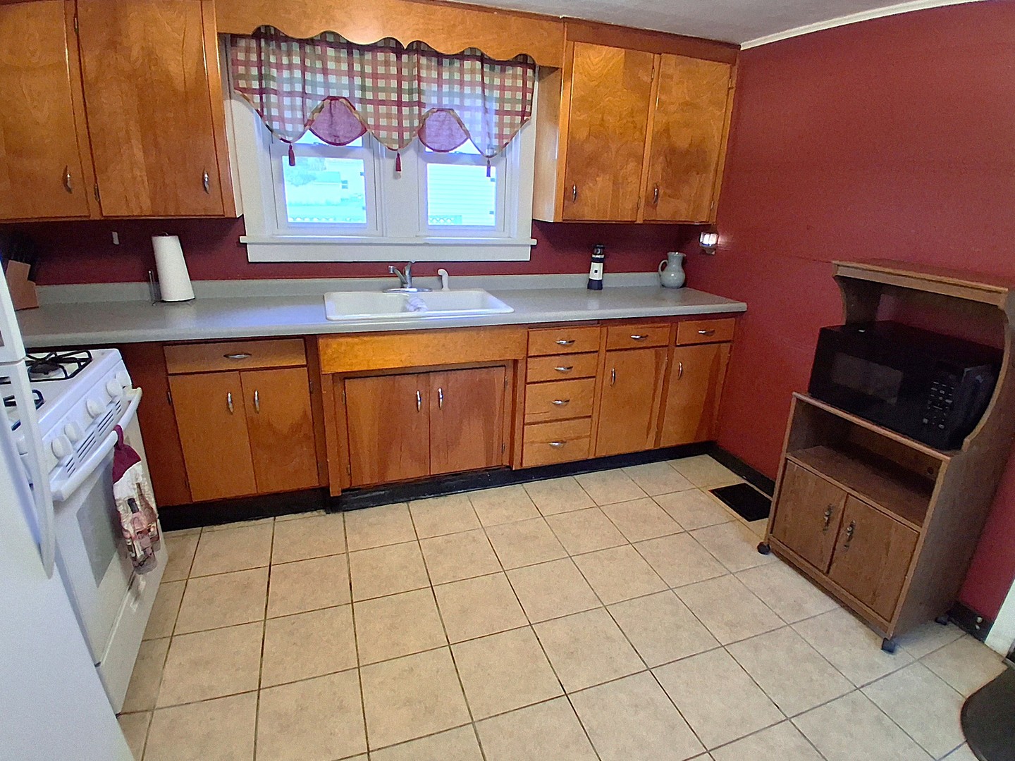 112 E 6th Street Property Photo 26