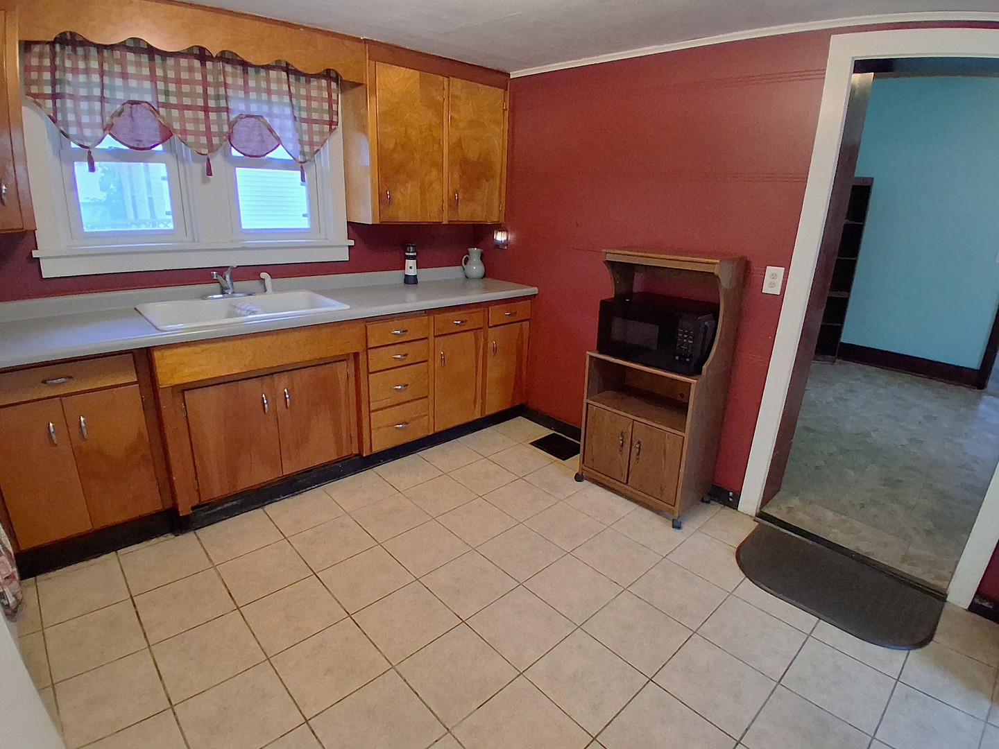 112 E 6th Street Property Photo 27