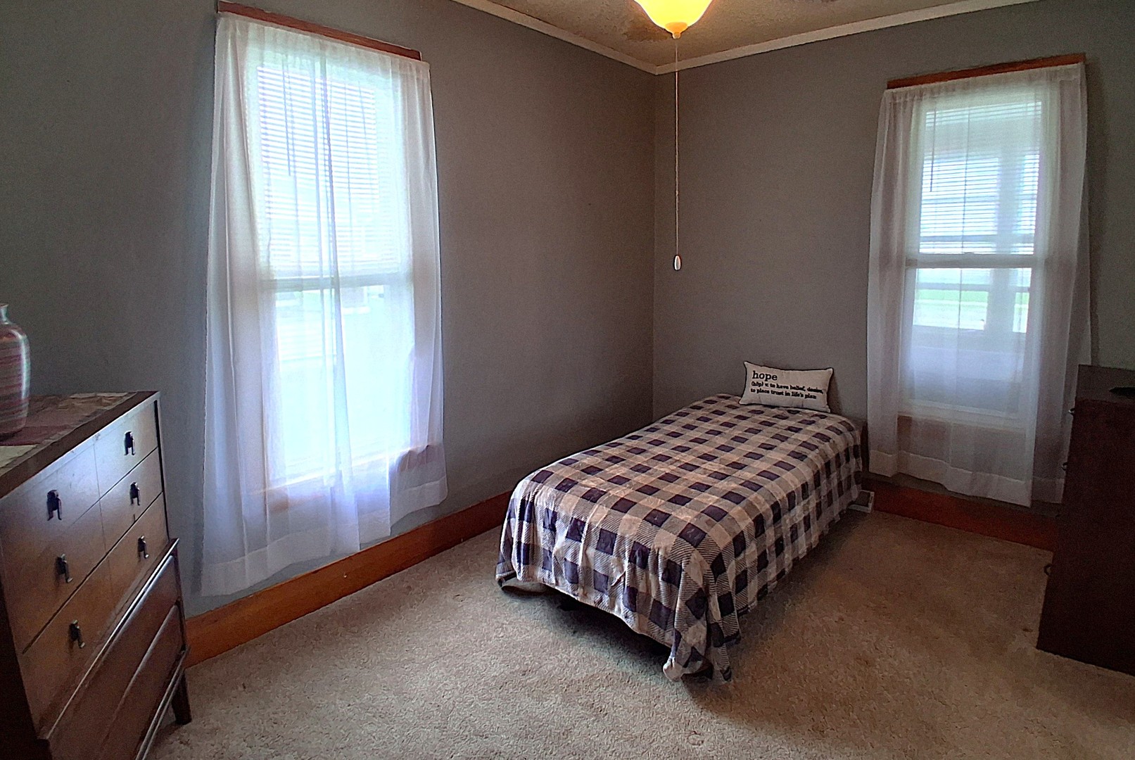 112 E 6th Street Property Photo 30