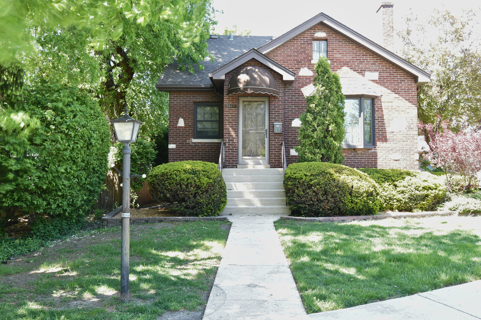 8502 Parkview Avenue Property Photo 1