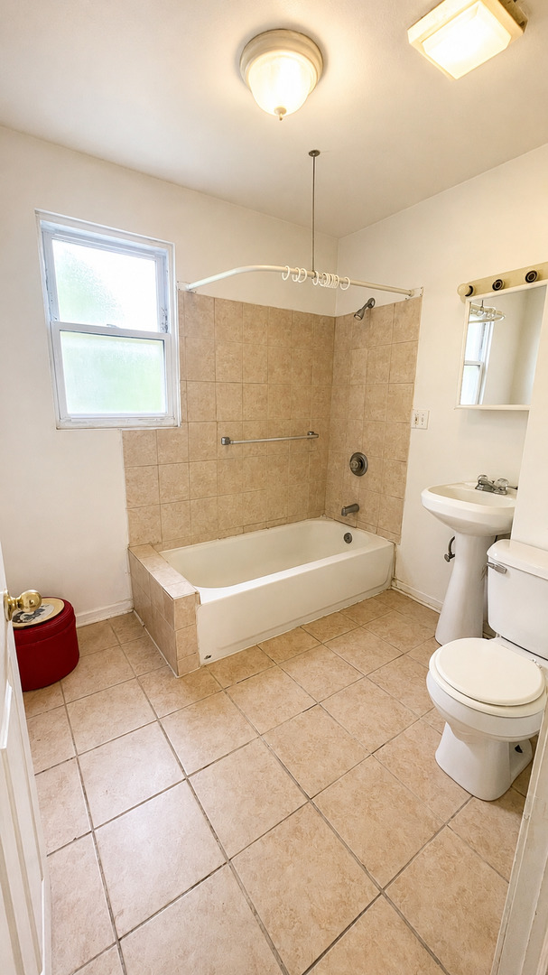 4459 W Carroll Avenue Property Photo 8